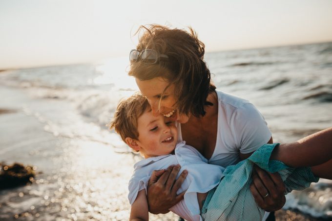 Quality Time with Your Kids: 15 Free and Enjoyable Activities xavier mouton photographie ry sD0P1ZL0 unsplash 680x453 1 - Quality Time with Your Kids: 15 Free and Enjoyable Activities